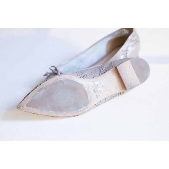 Sante Borella Nude Laser Cut Out Pointy Toe Bow  Accent Flats 40 - Picture 9 of 10